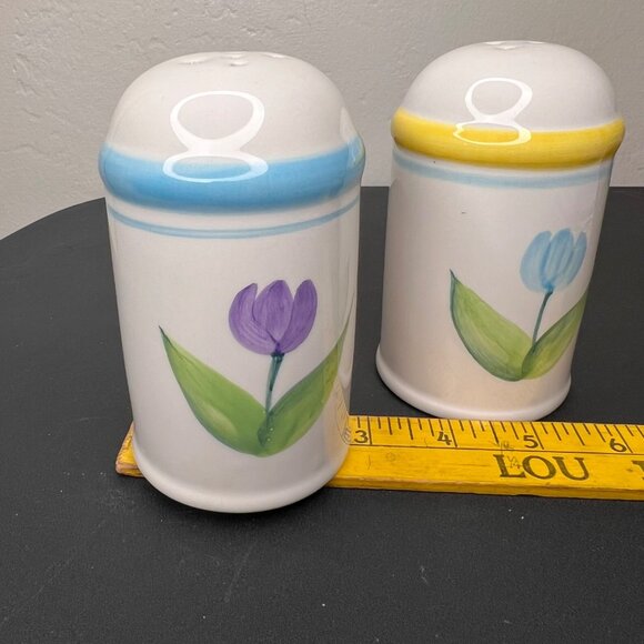 Mervyns 1998 Hand-Painted Tulip Ceramic Salt & Pepper Shakers Blue & Yellow - Picture 8 of 10